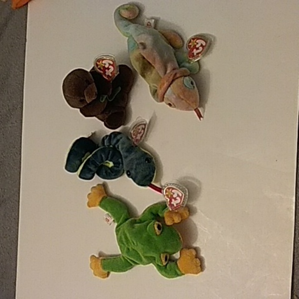 Bundle 4 Ty Beanie Babies with tags Retired rare excellent condition 1990's